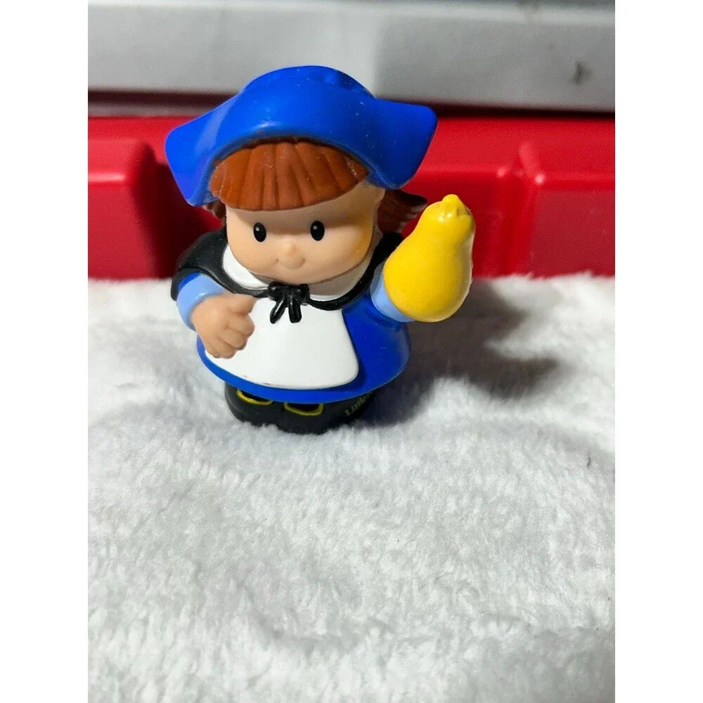 Little people pilgrim woman